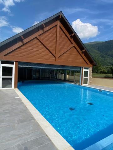 Le Nid Douillet Du Pic D'Aran Apartment Bagneres-de-Luchon ภายนอก รูปภาพ